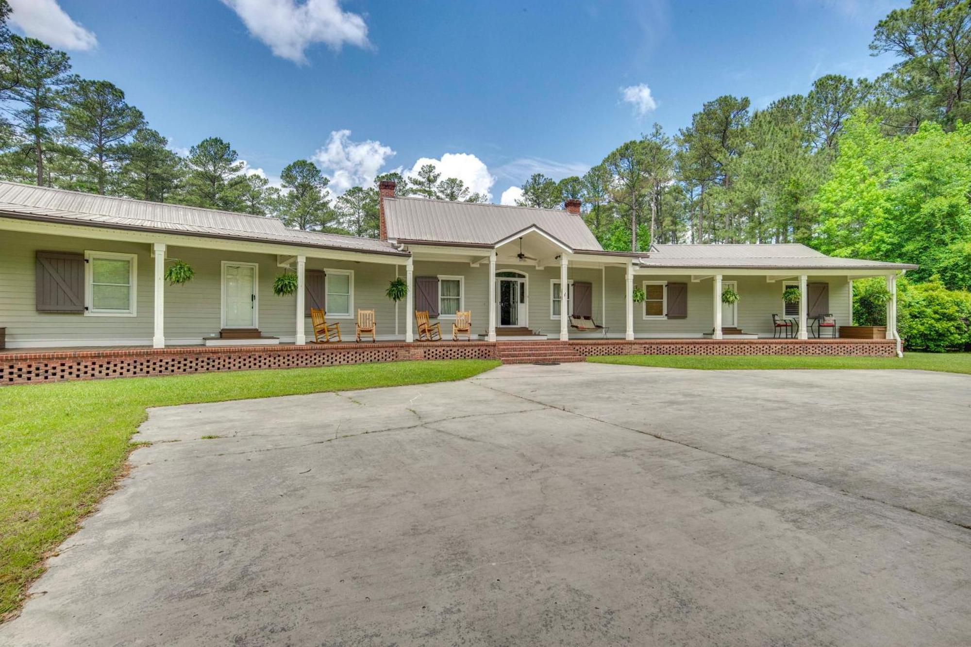 Private Walterboro Estate With Deck And Fire Pit! Villa Luaran gambar